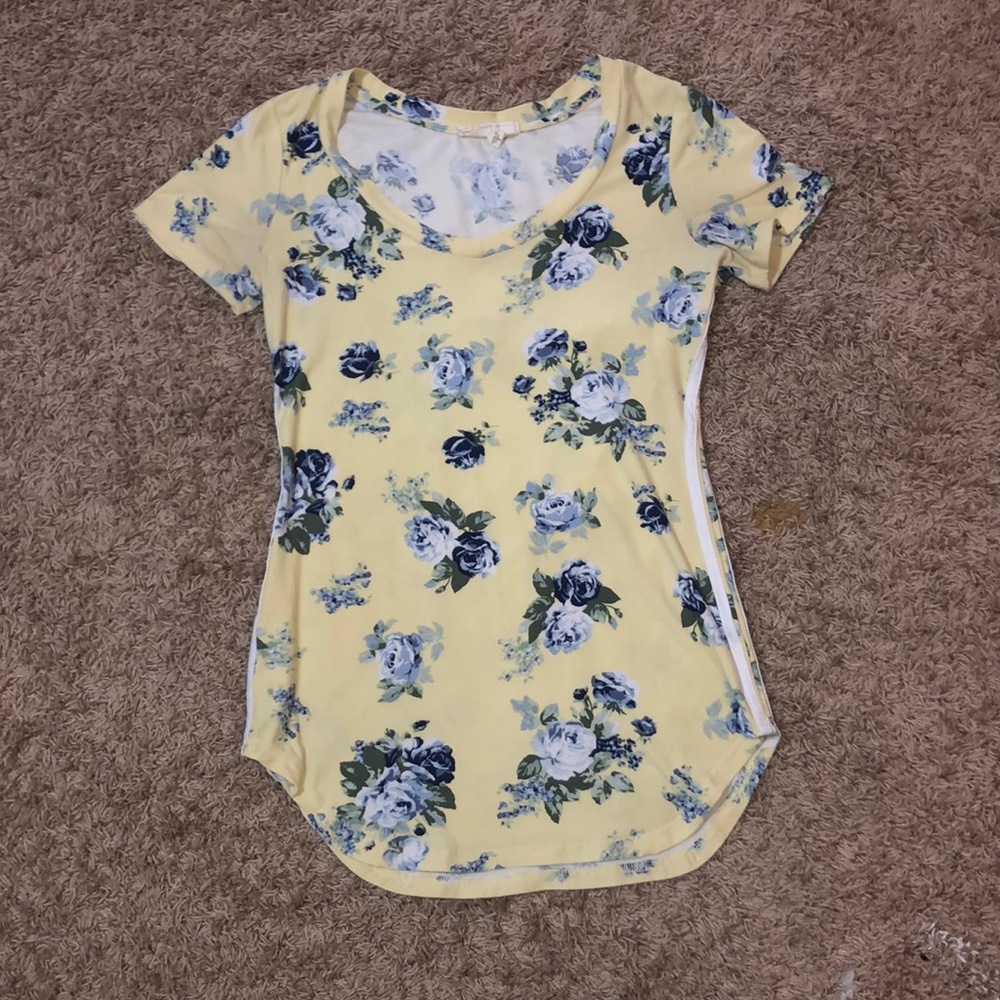 Yellow and blue floral tee